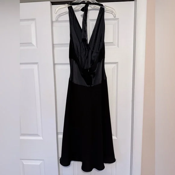 Jones Wear Elegant Black Halter Cocktail Dress - Size 16 - Picture 7 of 9